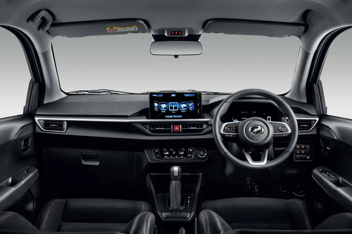 Perodua Axia 2026 kabin hadapan